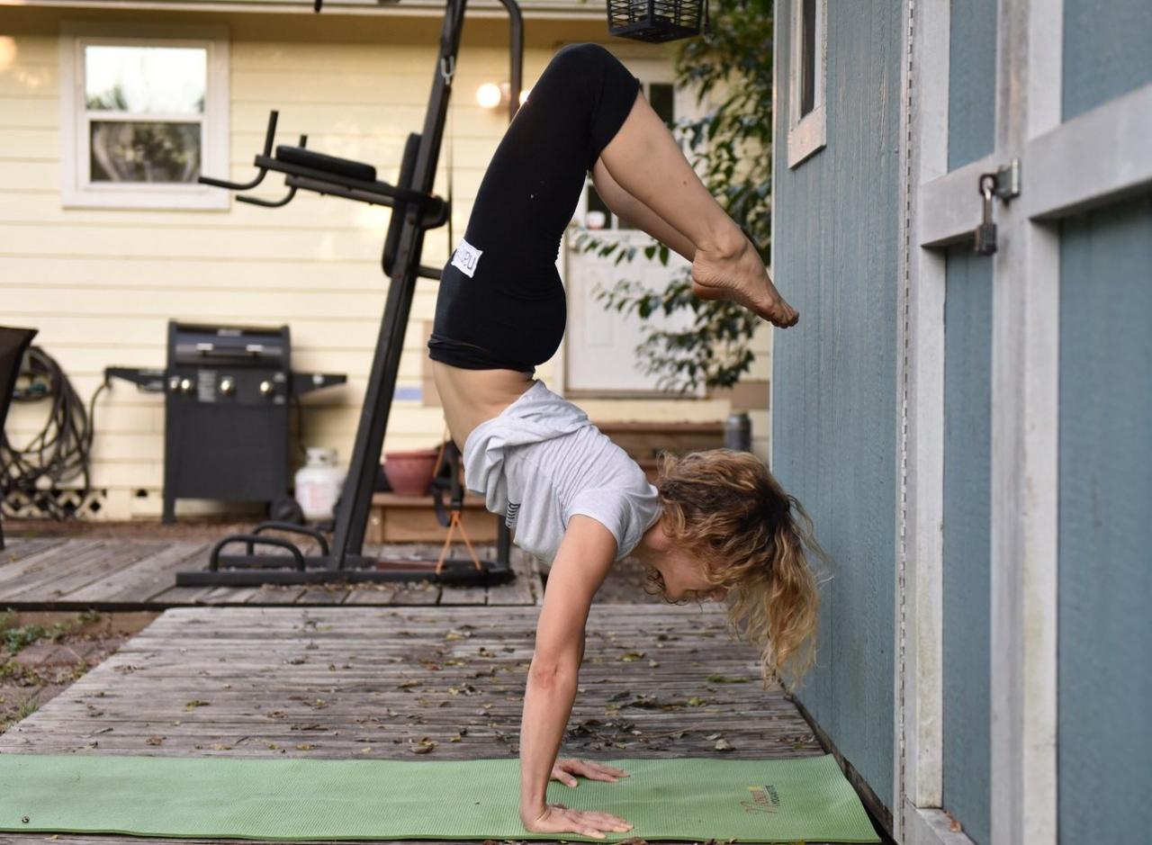 Scorpion yoga handstand courtney bell pose live