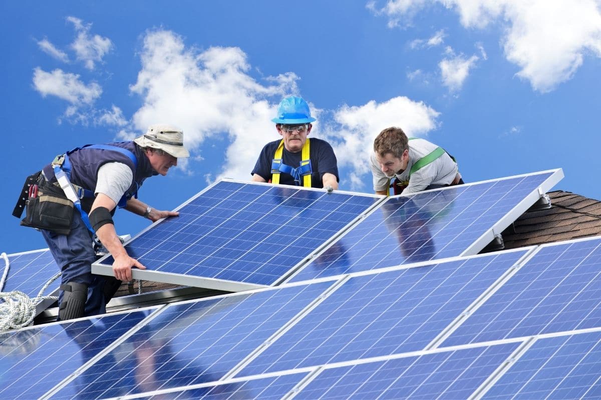 How to choose a solar installer to finance