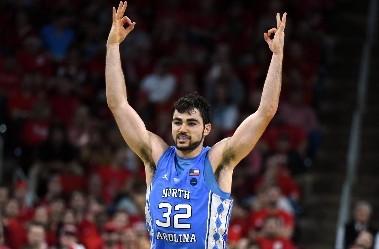 Luke maye