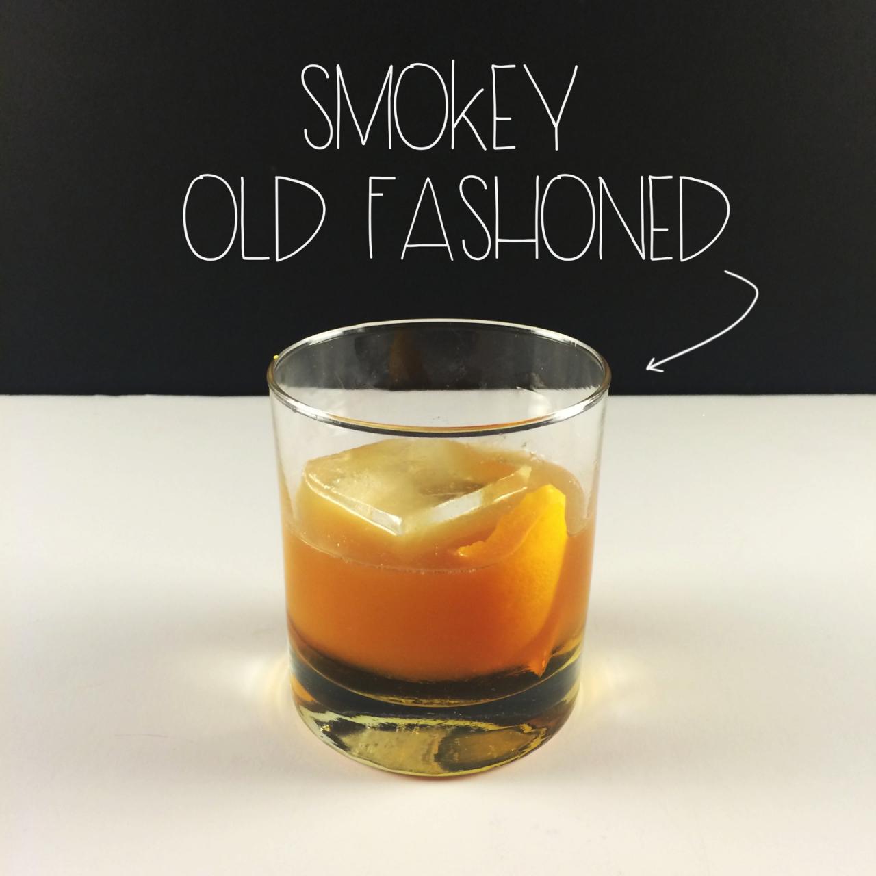 Smokey Old Fashioned: A Classic Cocktail with a Twist