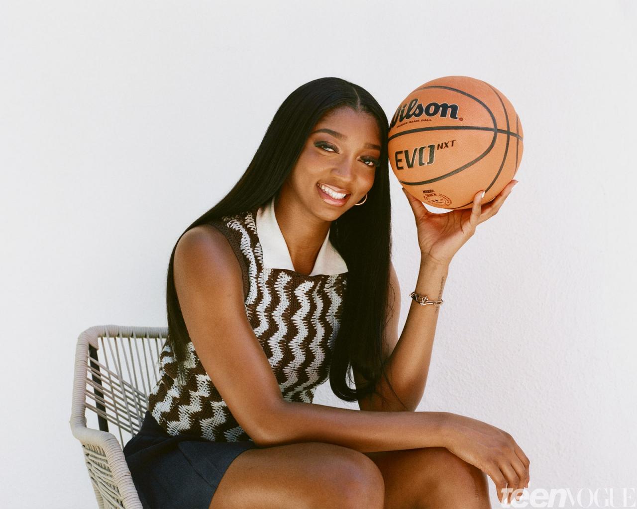 LSU's Angel Reese A Rising Star in Women's Basketball The Chupitos!