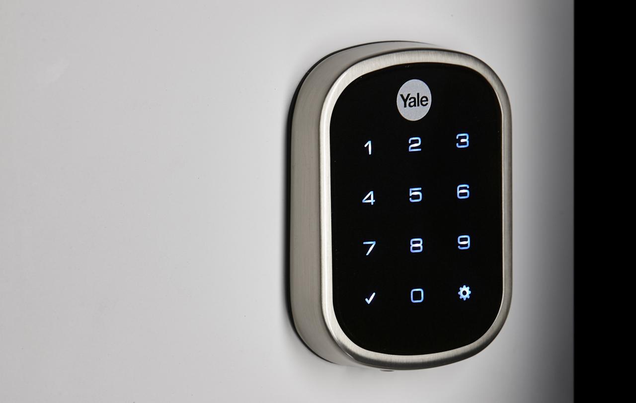 Yale digital door lock